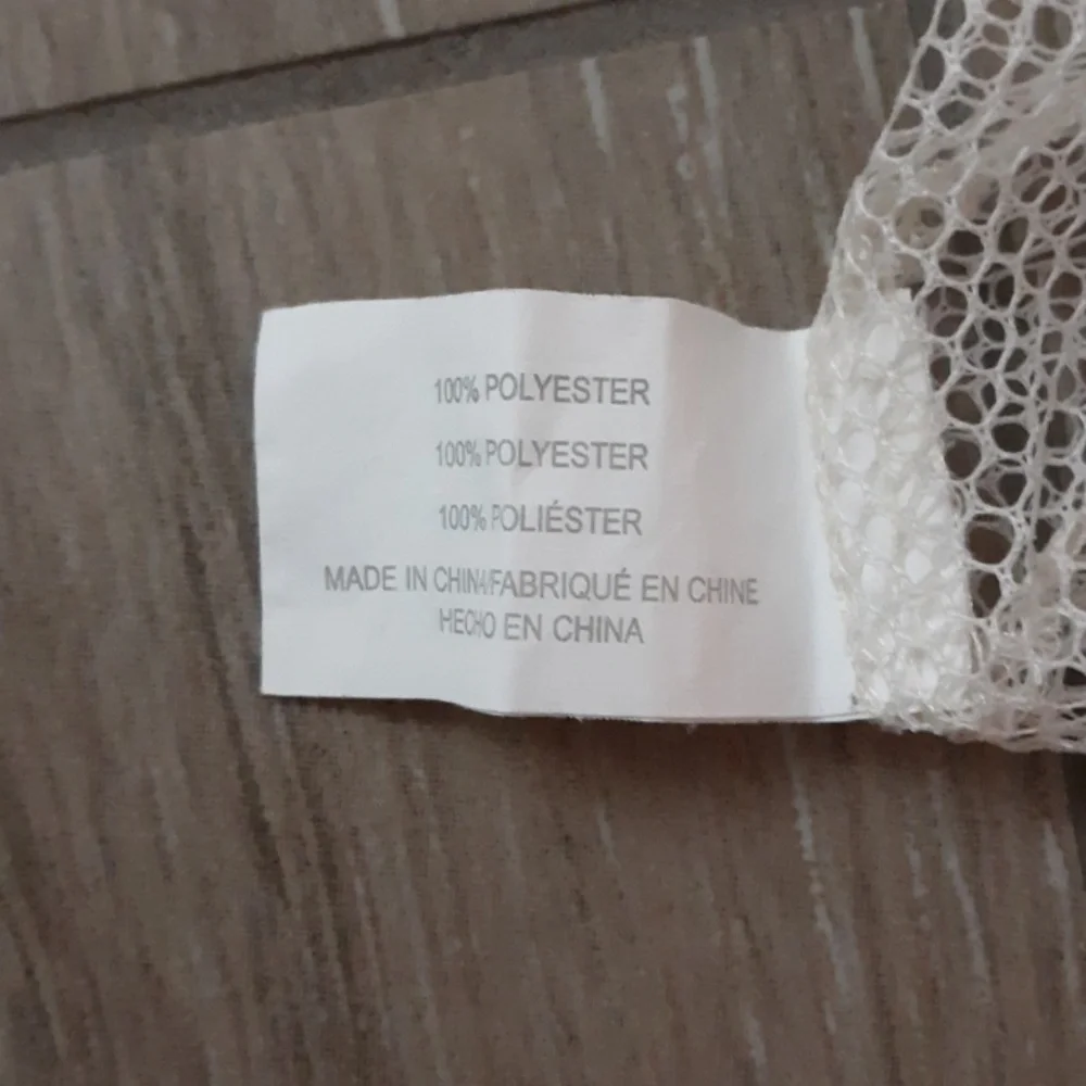 Mesh drawstring laundry bag with handles